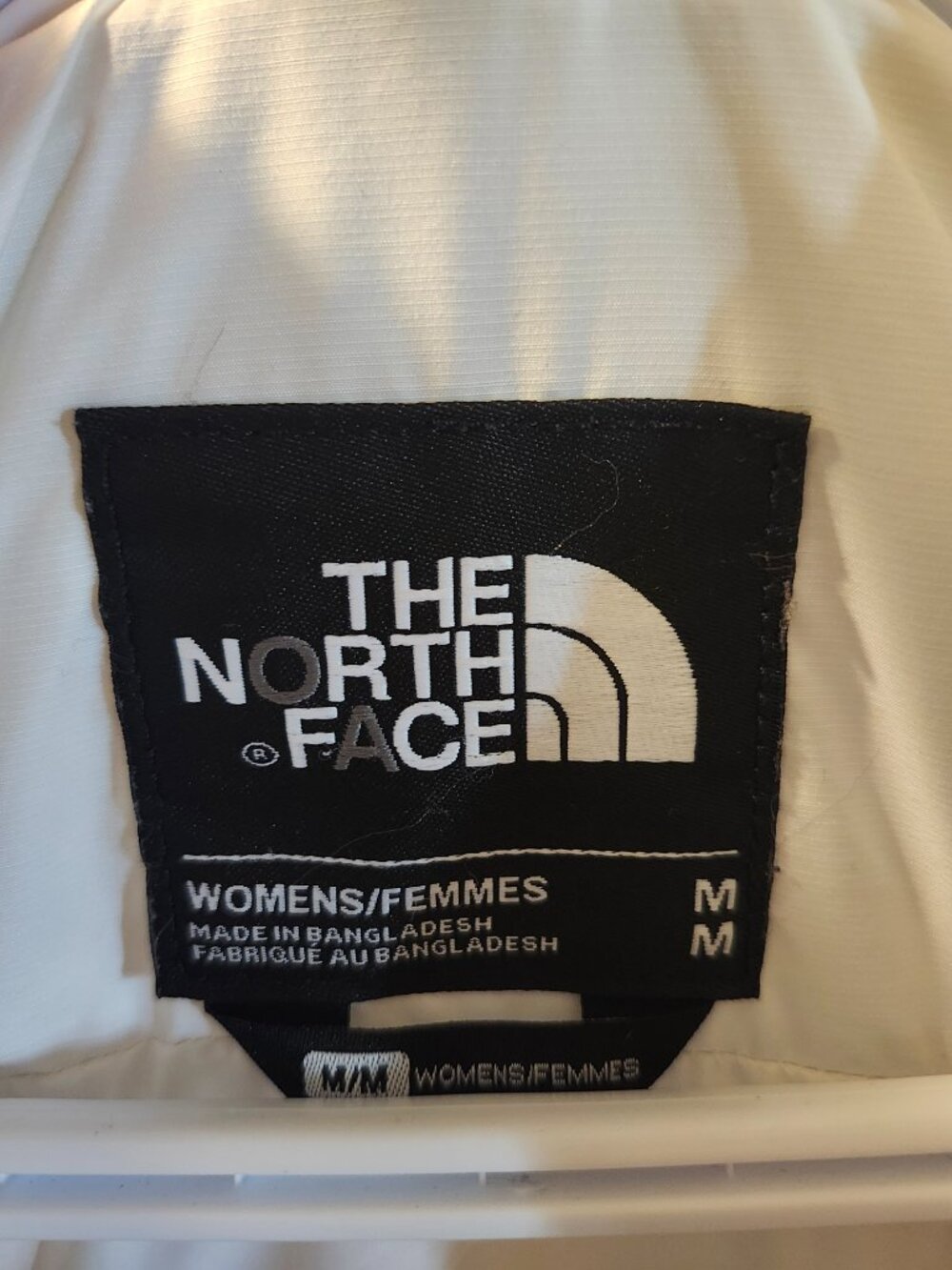 Women's The North Face 700 Goose Down Puffer Vest - Picture 3 of 8
